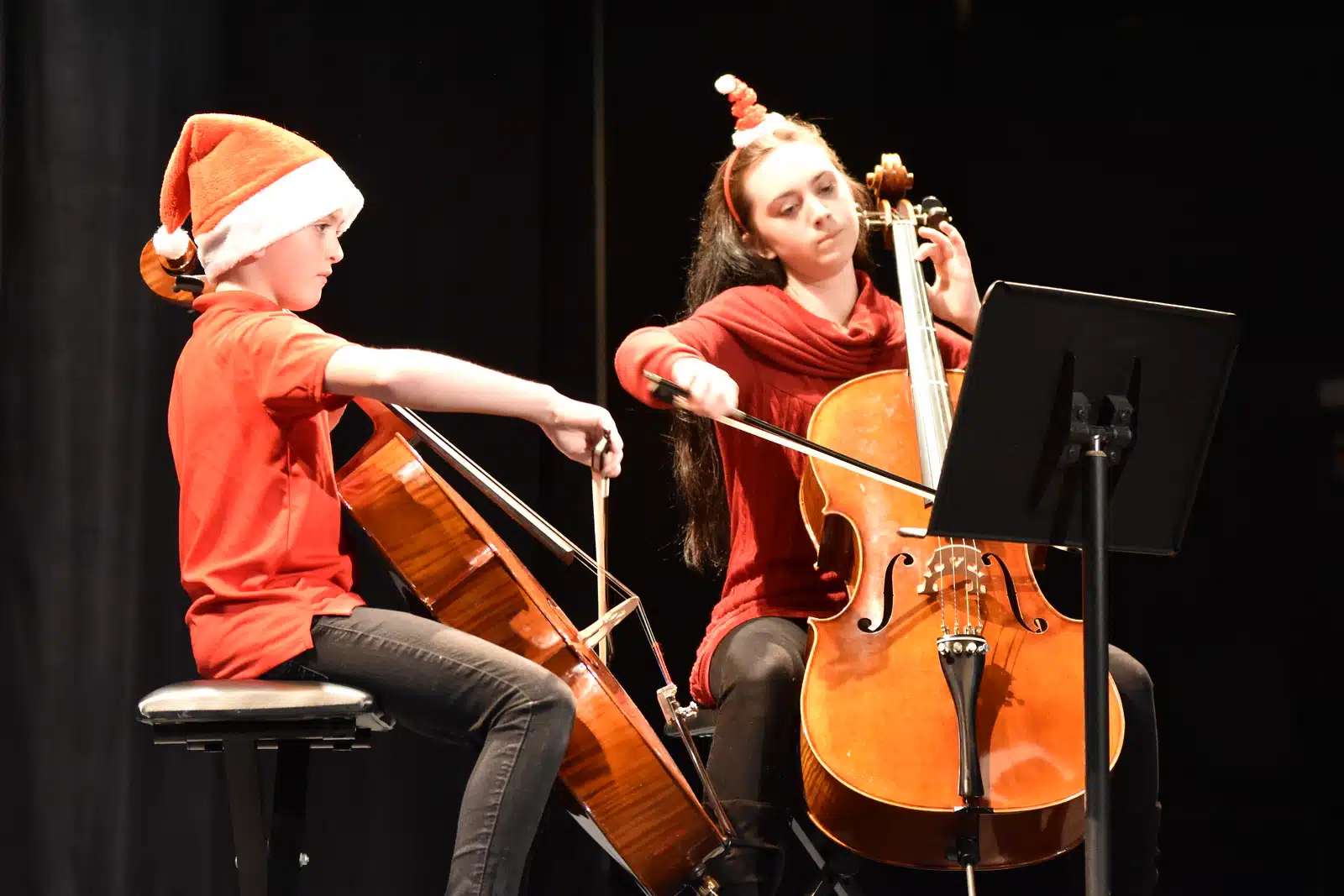 Christmas-Concert-2022-Sienna-and-JD-Henderson