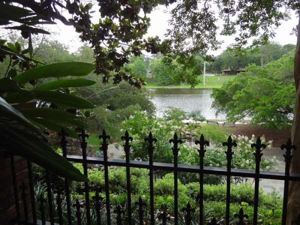 Beau Jardin